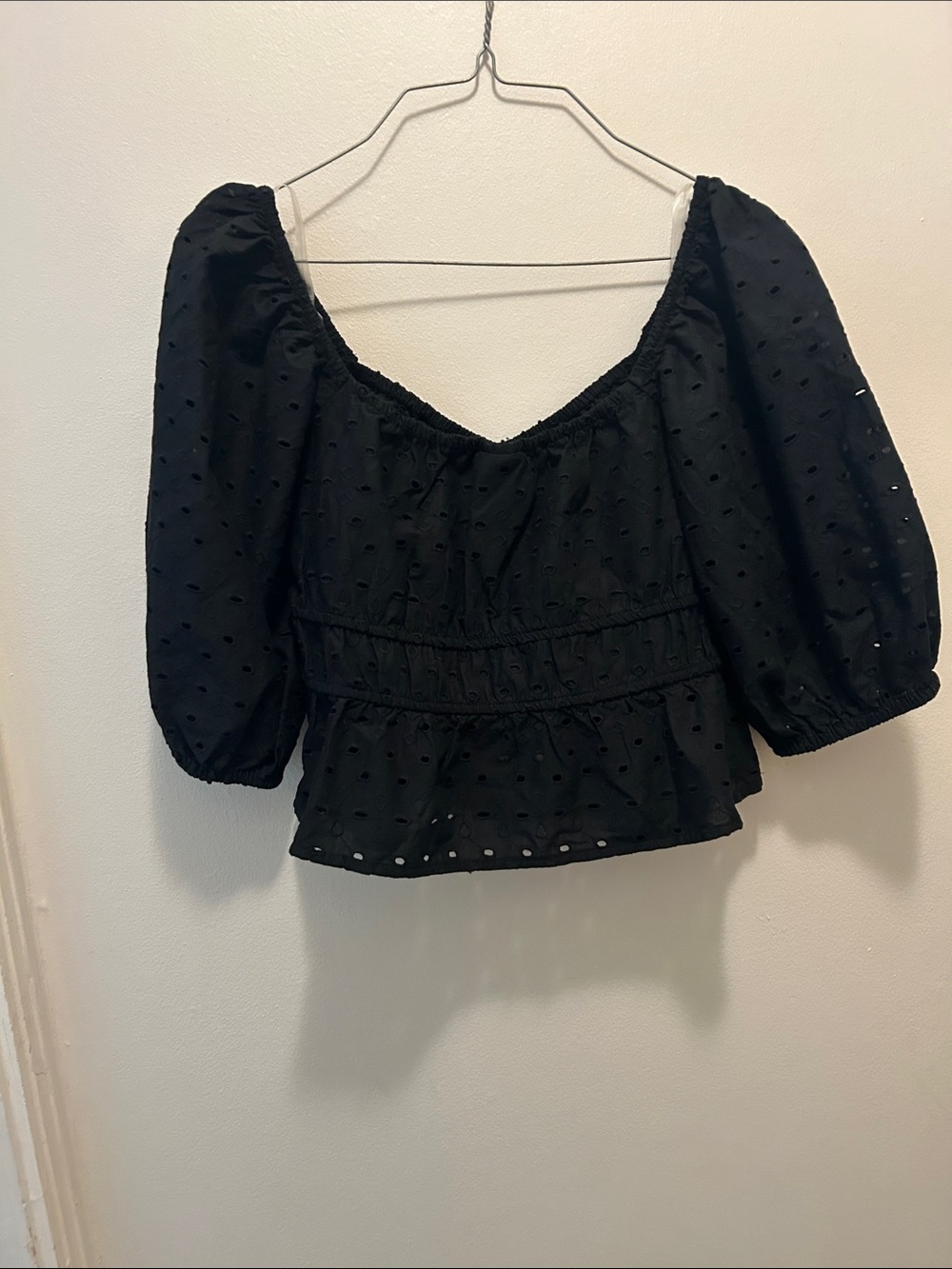 a new day Black Puff-Sleeve Eyelet Crop Blouse